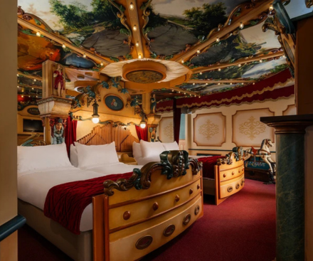 Themed Suites